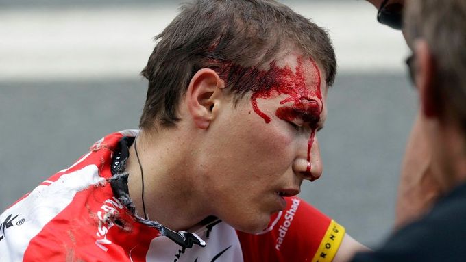 FOTO Tour de France 2011: trápení Contadora, krvavé nehody