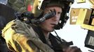 Britain's Prince Harry wears his monocle gun sight as he sits in his Apache helicopter in Camp Bastion, southern Afghanistan in this photograph taken November 2, 2012, and released January 21, 2013. The Prince, who is serving as a pilot/gunner with 662 Squadron Army Air Corps, is on a posting to Afghanistan that runs from September 2012 to January 2013. Photograph taken November 2, 2012. REUTERS/John Stillwell/Pool (AFGHANISTAN - Tags: MILITARY POLITICS SOCIETY ROYALS CONFLICT) Published: Led. 21, 2013, 7:55 odp.