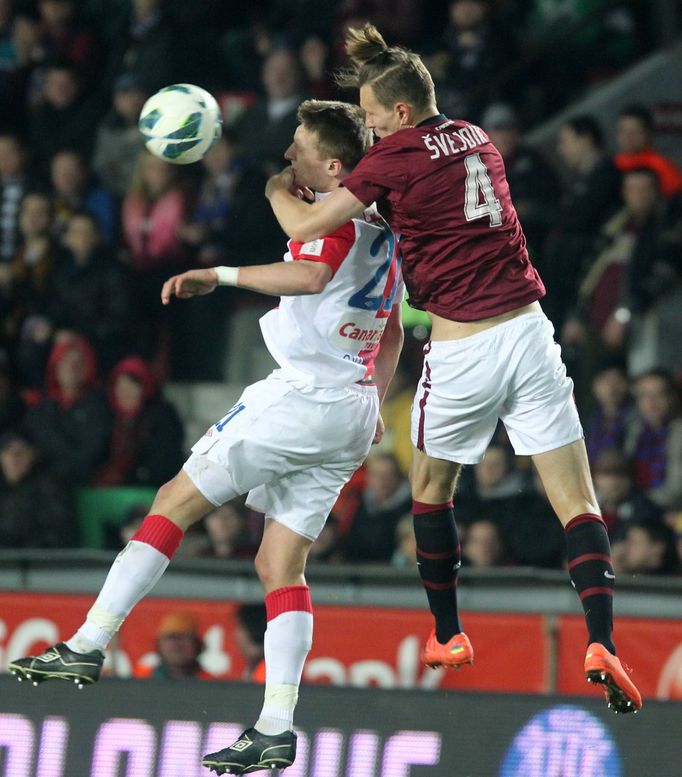 Fotbal, Sparta - Slavia: Ondřej Švejdík (vpravo) - Milan Škoda