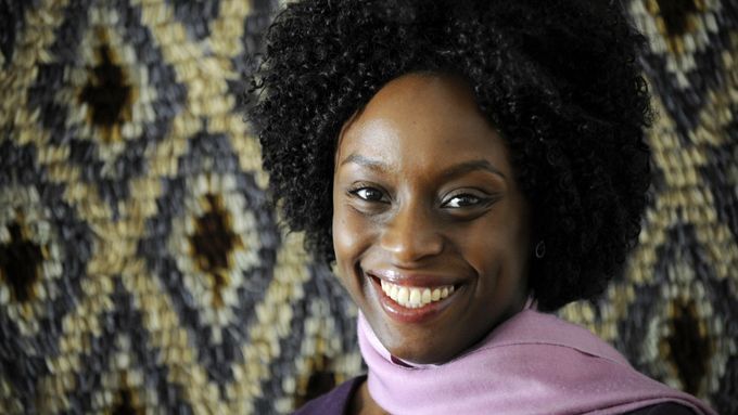 Chimamanda Ngozi Adichieová je považována za jednu z nejvýraznějších mladých anglofonních autorek.