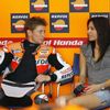 Testy MotoGP: Casey Stoner s manželkou
