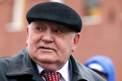 Gorbačov rozbil lživý systém, zaznívá z Ruska. Jiní litují rozpadu Sovětského svazu