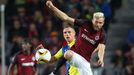 EL, Sparta-APOEL: Ladislav Krejčí  - Mateusz Piatkowski