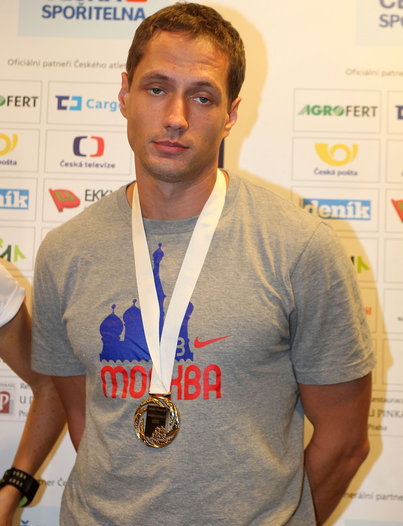 Vítězslav Veselý a Zuzana Hejnová přiletěli z MS v Moskvě 2013