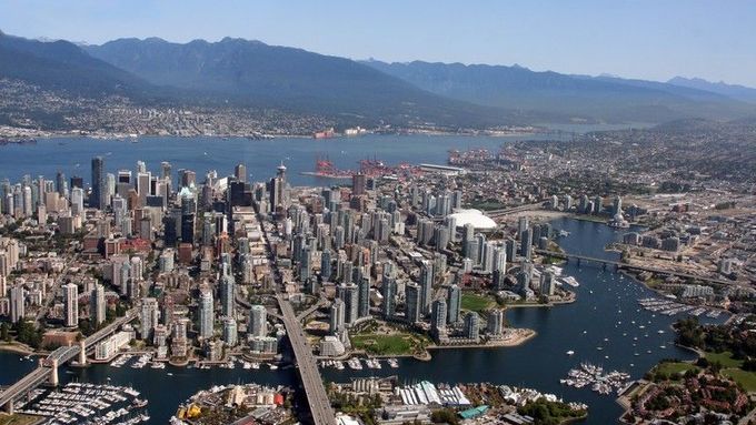 Letecký pohled na centrum Vancouveru