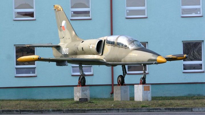 Turecká armáda sestřelila nad Sýrií vojenský letoun L-39 české výroby