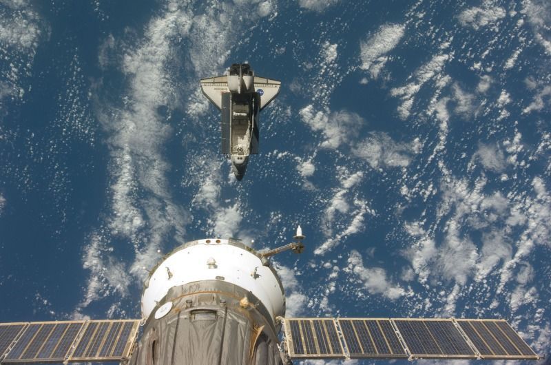 Země z kabiny raketoplánu Endeavour