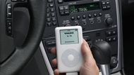 Volvo spolupracuje i s Applem: Nabízí připojení MP3 přehrávače iPod na autorádio Volva