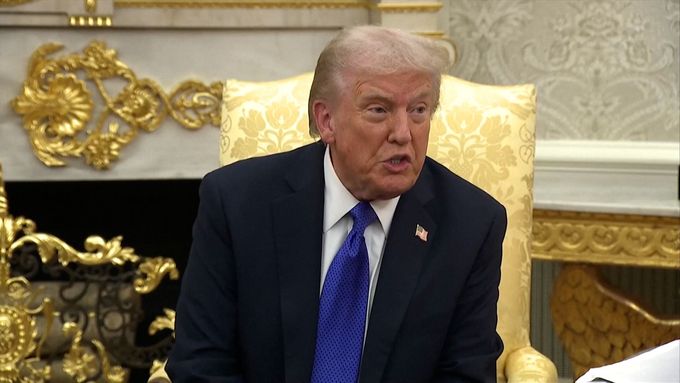 "Vždy když mluvím s Vladimirem, je to dobrý rozhovor a pak už to nikam nevede," postěžoval si Trump