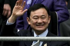 Thaksin se do Thajska vrátí v květnu, tvrdí jeho žena