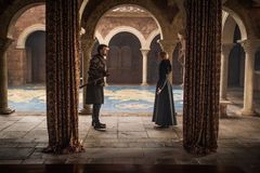 HBO uvede osmou sezonu Hry o trůny až v roce 2019. Filmaři pro jistotu natočí několik konců