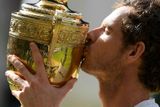 A pokračovat můžeme největšími hrdiny. Tím se stal Brit Andy Murray, vítěz mužské dvouhry.