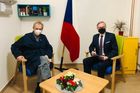 Kandidát na premiéra Petr Fiala na schůzce s prezidentem Milošem Zemanem v Ústřední vojenské nemocnici.
