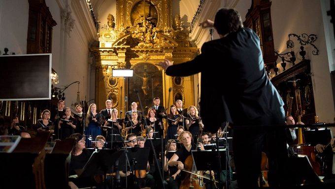 Collegium 1704 reprezentuje Česko také v zahraničí. Na snímku je z předloňského vystoupení na varšavském festivalu Chopin a jeho Evropa.