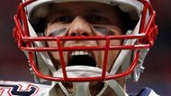 Patrioti totiž měli Toma Bradyho. 41letý quarterback dovedl své barvy k šestému Super Bowlu, čímž se stal nejúspěšnějším rozehrávačem historie amerického fotbalu.