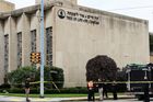 Muž podezřelý ze střelby v synagoze v Pittsburghu byl obviněn z 29 přečinů