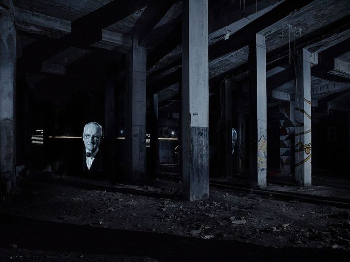 Interiéry v prostorách pod bývalým pomníkem Stalina v Praze na Letné při výstavě Na Stalina!, kterou organizovala Paměť národa v roce 2018.