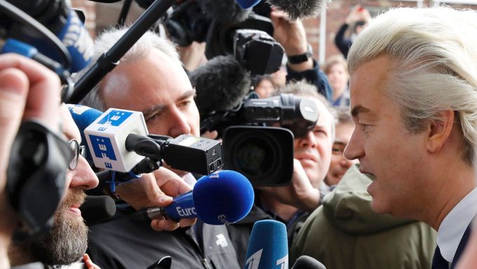 Geert Wilders už odevzdal svůj hlas v parlamentních volbách.