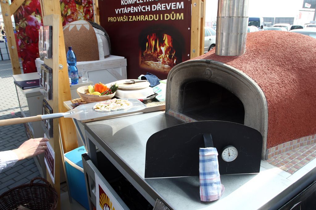 Veletrh nábytku, bydlení a zahrady