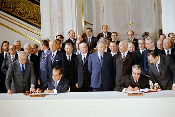 Richard Nixon a Leonid Brežněv (1972, Moskva)