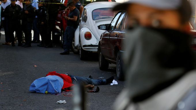 Vražda na ulici v mexickém státě Guerrero.