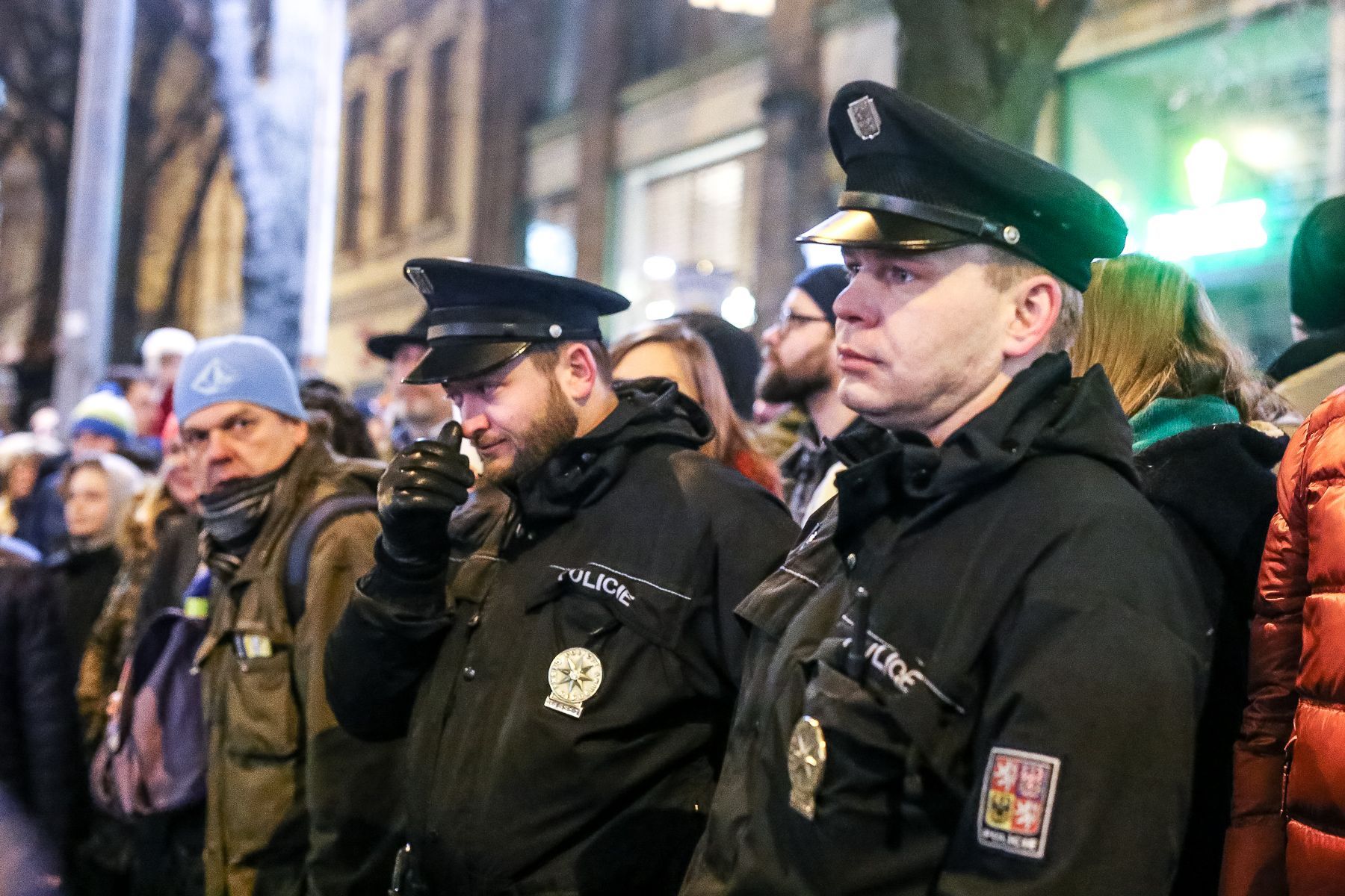 Demonstrace proti Ondráčkovi a Babišovi v Praze na Václavském náměstí