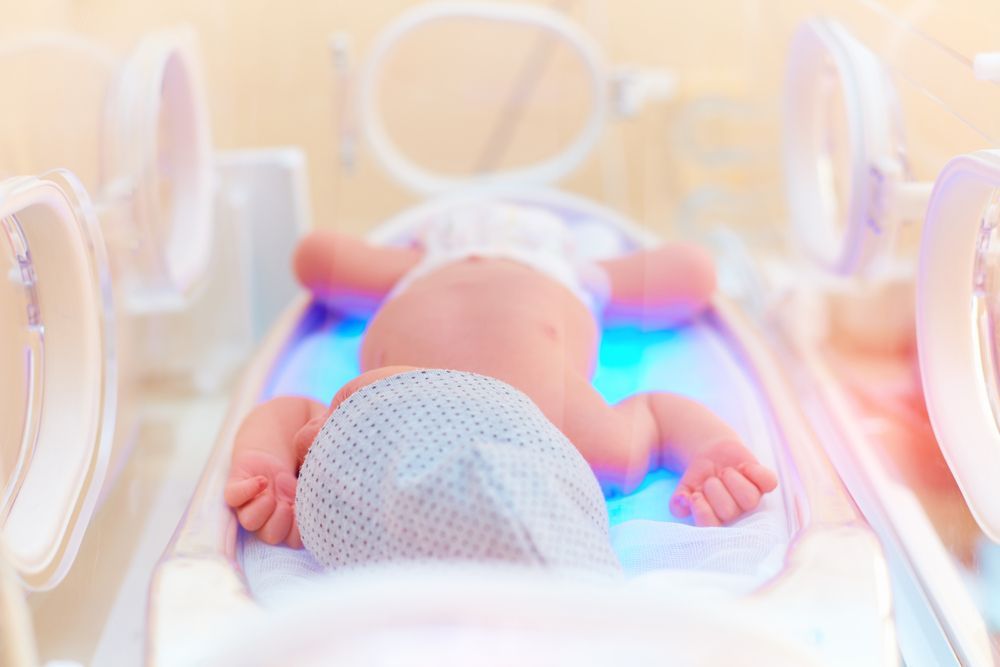 Novorozenec mimino  babybox inkubátor