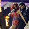 Grammy 2011 - Drake a Rihanna