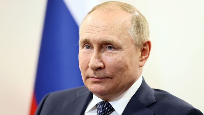 William Burns reagoval na nepotvrzené spekulace, které se měsíce objevovaly v médiích, že brzy sedmdesátiletý Putin mohl vážně onemocnět.