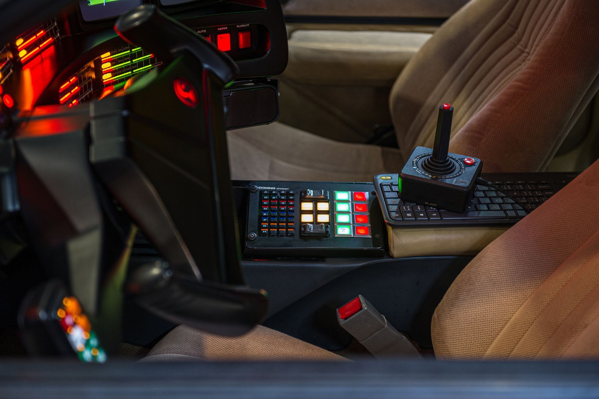 Escape6 Prague car festival tuning 2019