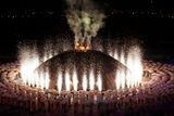 Ve středu večer proběhlo na Olympijském stadionu v Londýně slavnostní zahájení paralympijských her. Ceremoniál si příliš nezadal s tím olympijským.