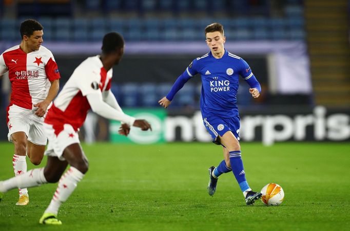 Luke Thomas v odvetě  2. kola  Evropské ligy Leicester  - Slavia