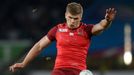 MS, Anglie-Fidži: Angličan Owen Farrell kope trestný kop