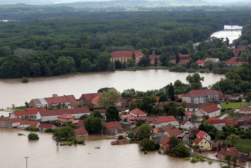 Letem nad zatopeným světem