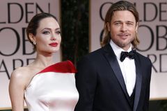 Jolie a Pitt adoptují další dítě. Dojali je sirotci ze Sýrie