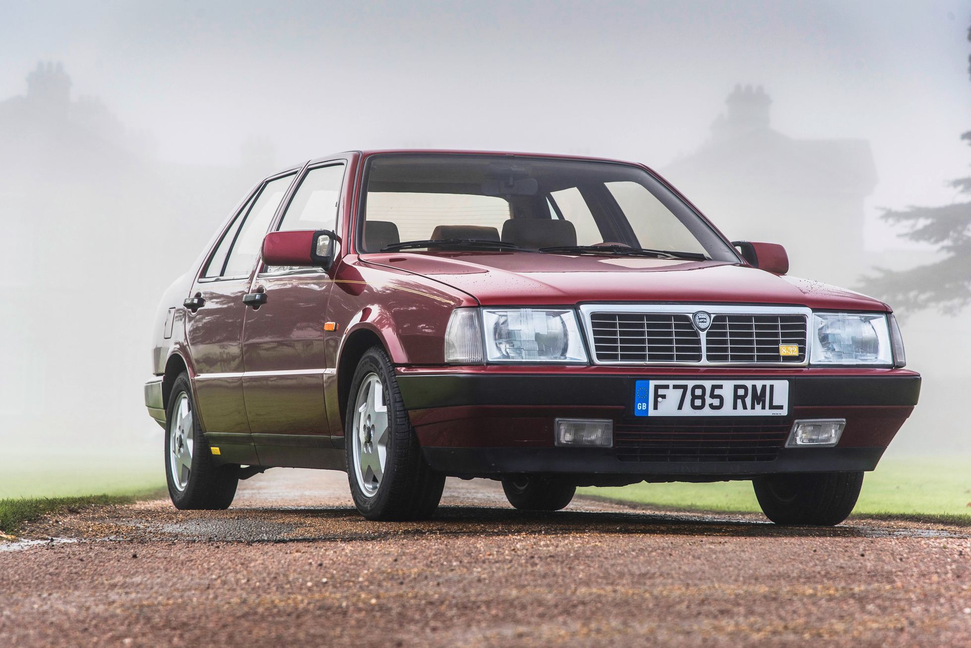 Lancia Thema 8.32