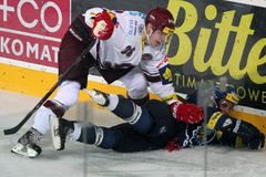 Zraněného Čáslavu nahradí v hokejové reprezentaci Krejčík