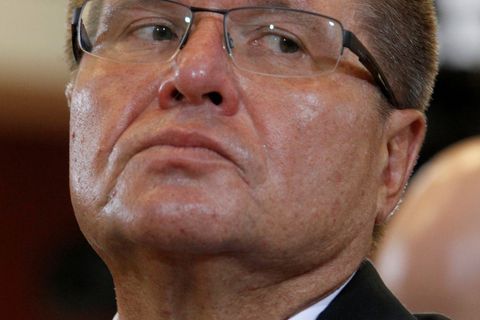 Rusové poprvé v historii zatkli ministra, který je ve funkci. Uljukajev vinu odmítá