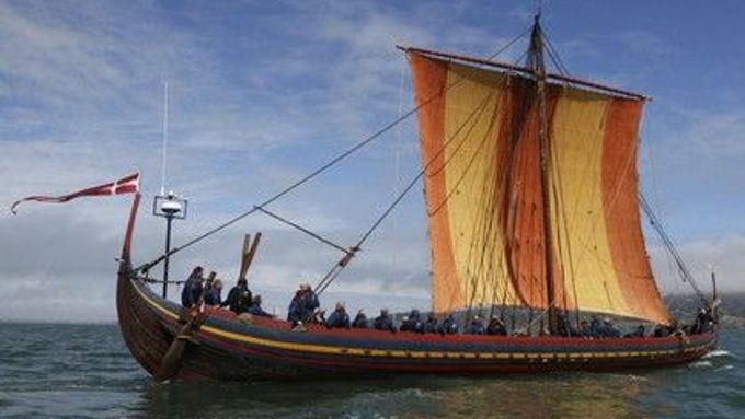 Loď Vikingů - ilustrační foto.