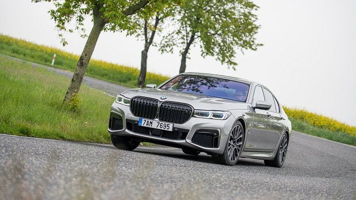 Co se skrývá za obřími ledvinkami? Představujeme techniku luxusního BMW řady 7