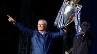 "Je neuvěřitelné, kolik lidí dorazilo. Je tu celé město," prohlásil trenér Claudio Ranieri.