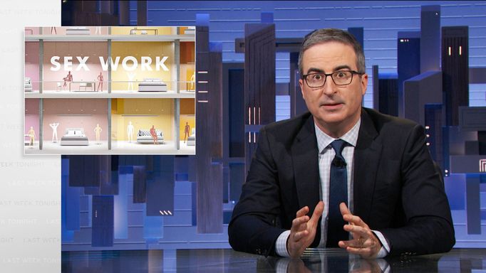 Snímek ze satirické show Co týden dal a vzal od Johna Olivera.