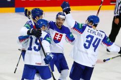 Slováci se třásli. V hokejové kvalifikaci o olympiádu porazili Rakousko o jediný gól