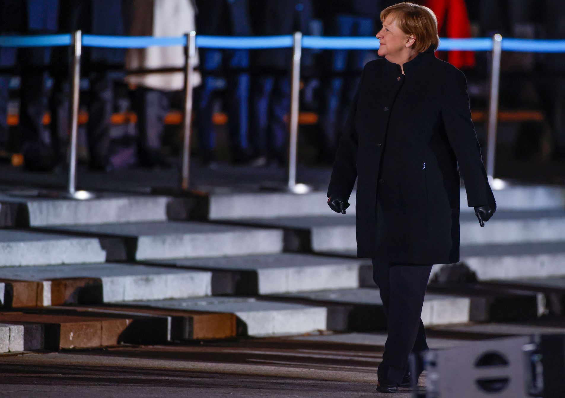 merkel, německo, rozloučení, berlín, vojenská přehlídka, kancléřka