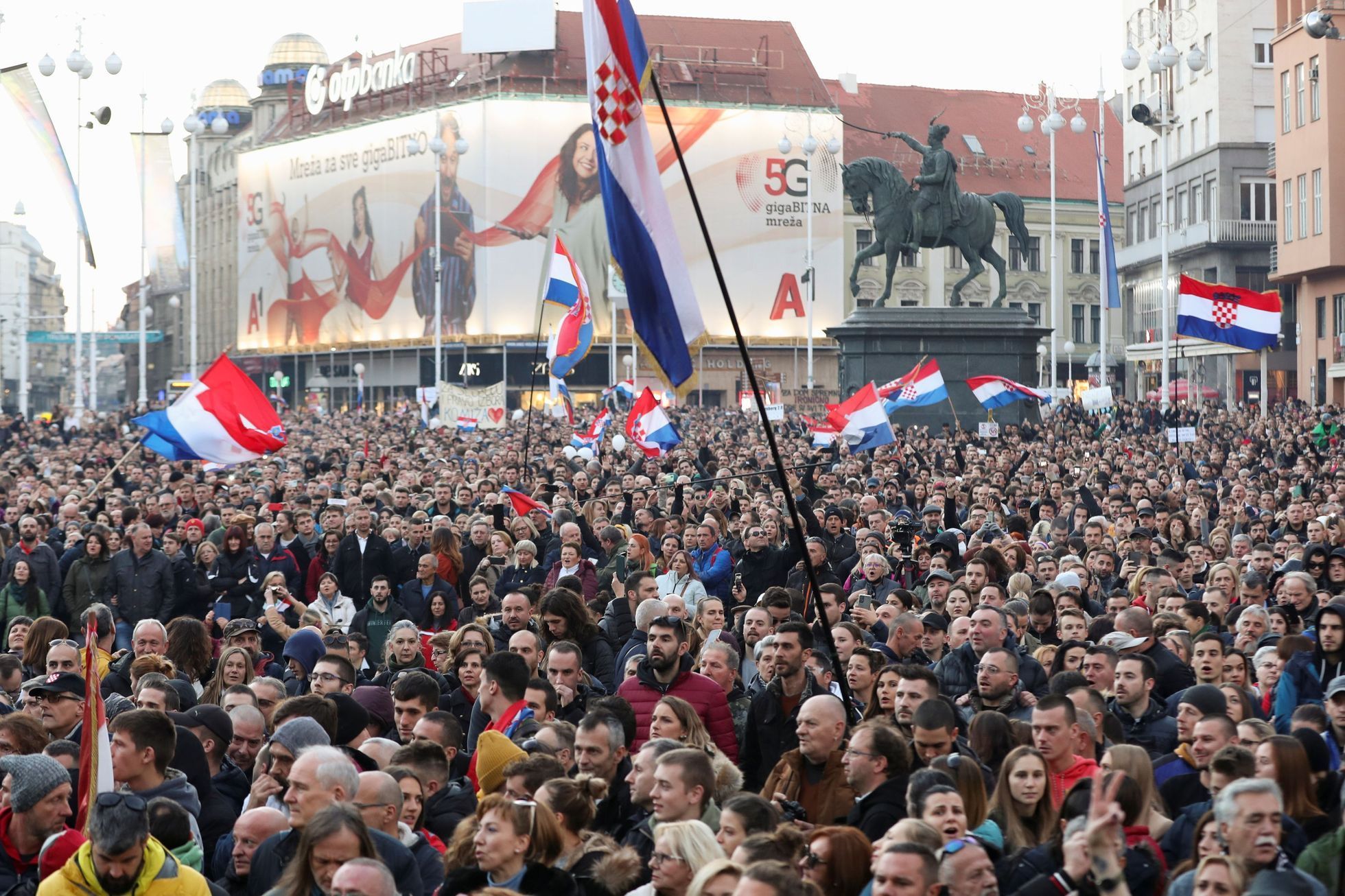 Demonstrace proti covidovým opatřením