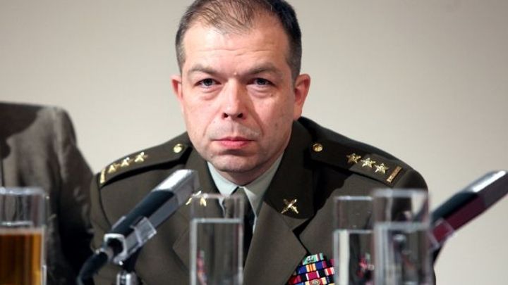 Šéf odboru pro válečné veterány Stehlík končí ve funkci, bude ji zastávat civilista
