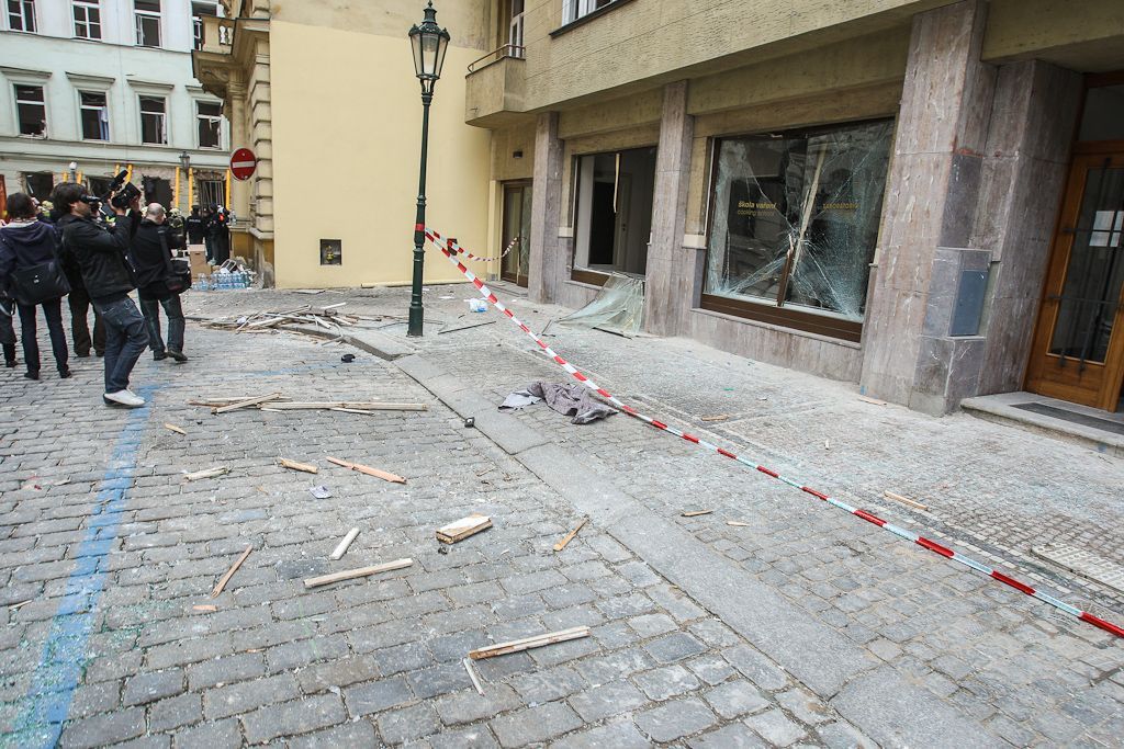Výbuch v Divadelní ulici