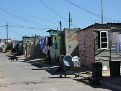 Největší procento HIV pozitivních žije v JAR právě v townshipech, jak se zde říká slumům
