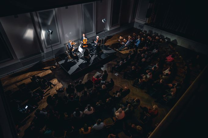 Václav Marhoul a Jitka Čvančarová v New Yorku zarecitovali Máj.
