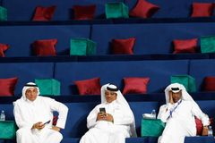 Komentář: Skvělé výkony v nedůstojných kulisách. Královna sportu v Kataru trpí